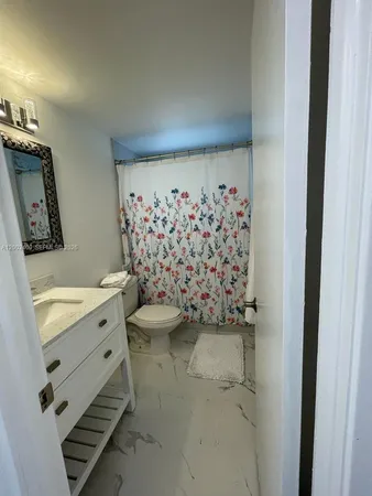 $2,075 | 7732 Camino Real, Unit F318, Miami, FL 33143