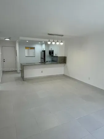 $2,075 | 7732 Camino Real, Unit F318, Miami, FL 33143