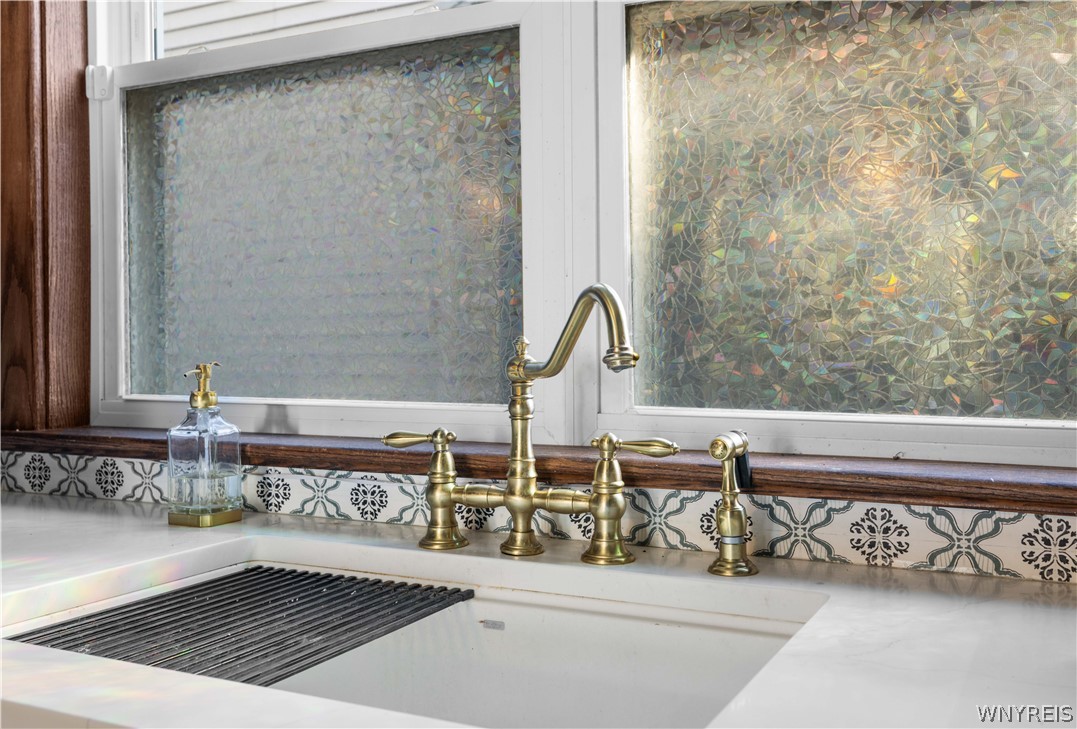 95 Beverly Road Buffalo, NY 14208 - Photo 14 of 39