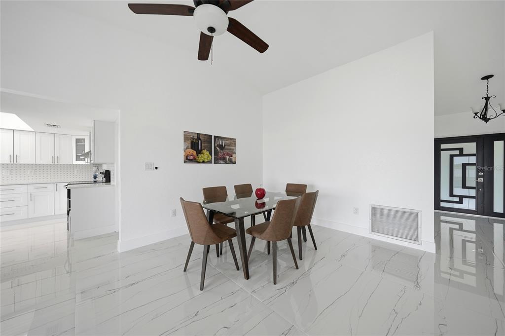 2705 Mauritania Road Punta Gorda, FL 33983 - Photo 9 of 39
