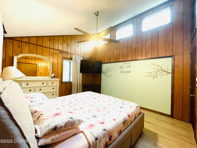 $375,000 | 72 East Creek View Drive, Gouldsboro, PA 18424