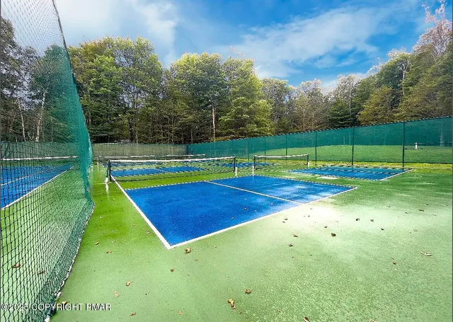 $375,000 | 72 East Creek View Drive, Gouldsboro, PA 18424