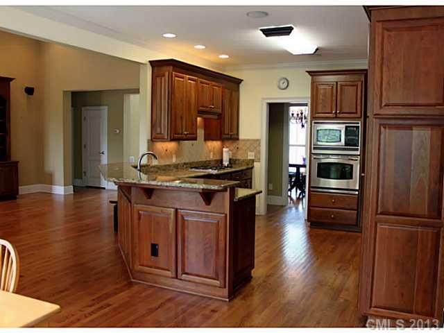 5645 Lake Wylie Road, Unit 34 Clover, SC 29710 - Photo 9 of 16 Gallery Image 9