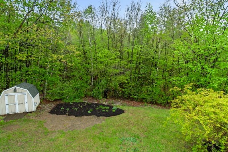80 Ridgetop Lane Henniker, NH 03242 - Photo 34 of 35