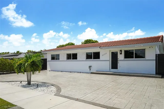 $945,000 | 10333 Southwest 6th Street, Sweetwater, FL 33174