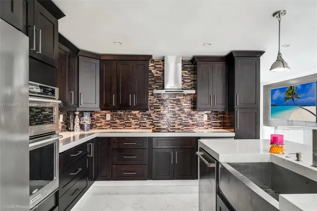 $945,000 | 10333 Southwest 6th Street, Sweetwater, FL 33174