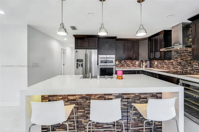 $945,000 | 10333 Southwest 6th Street, Sweetwater, FL 33174