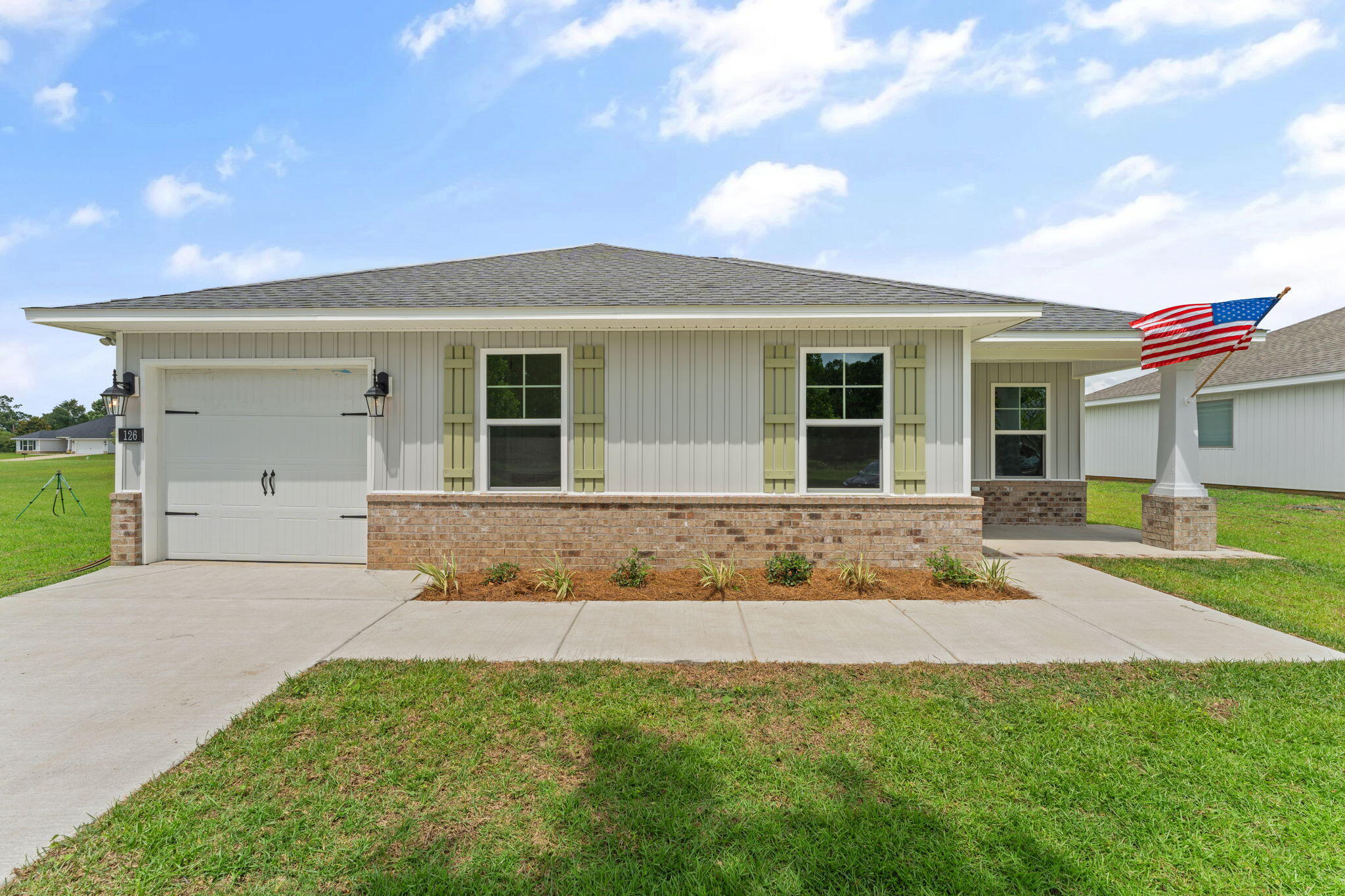 578 Smith Road DeFuniak Springs, FL 32433 - Photo 1 of 15 1-web-or-mls-126-cottage-ln