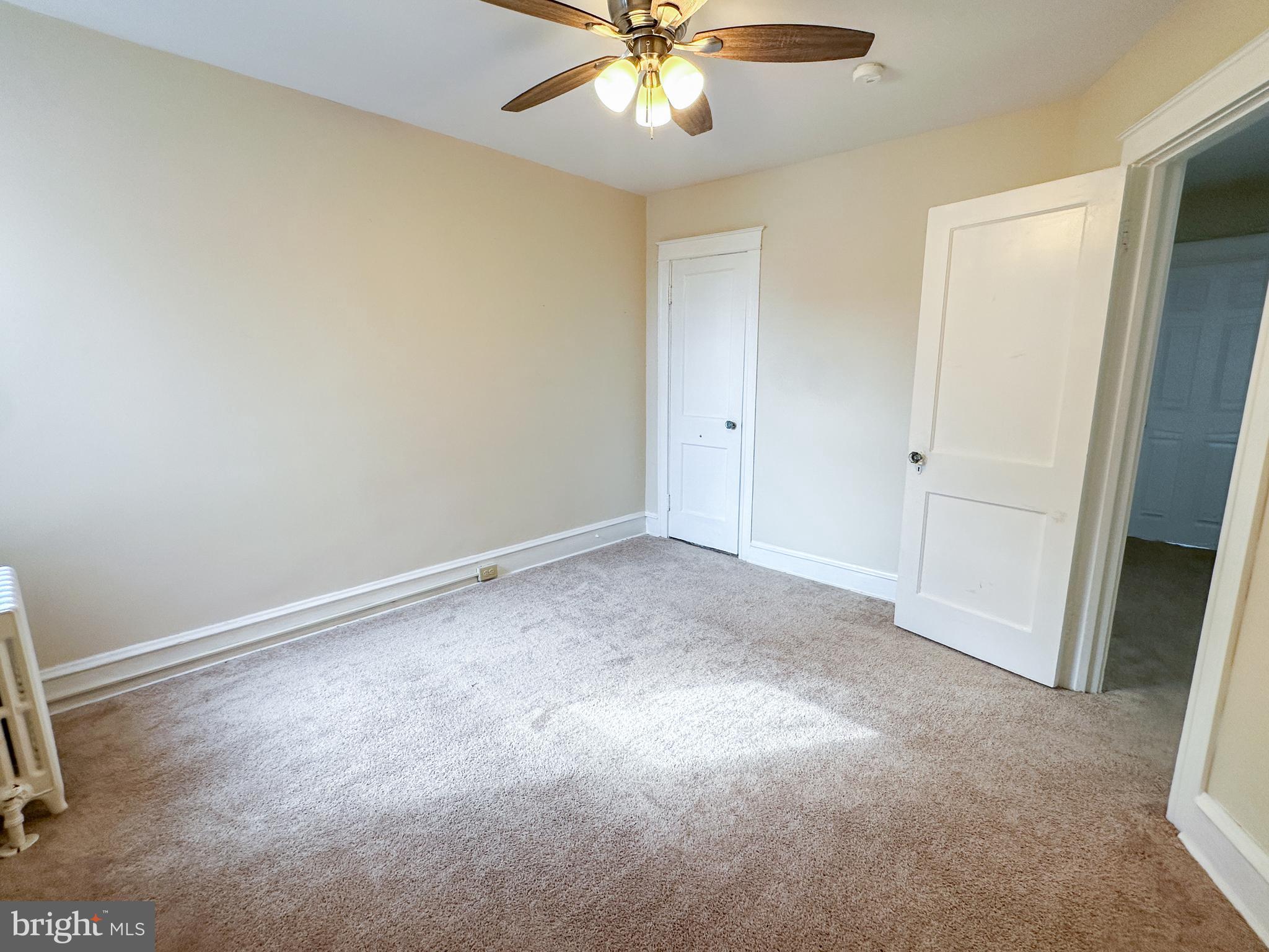 384 Wembly Road Upper Darby, PA 19082 - Photo 18 of 23