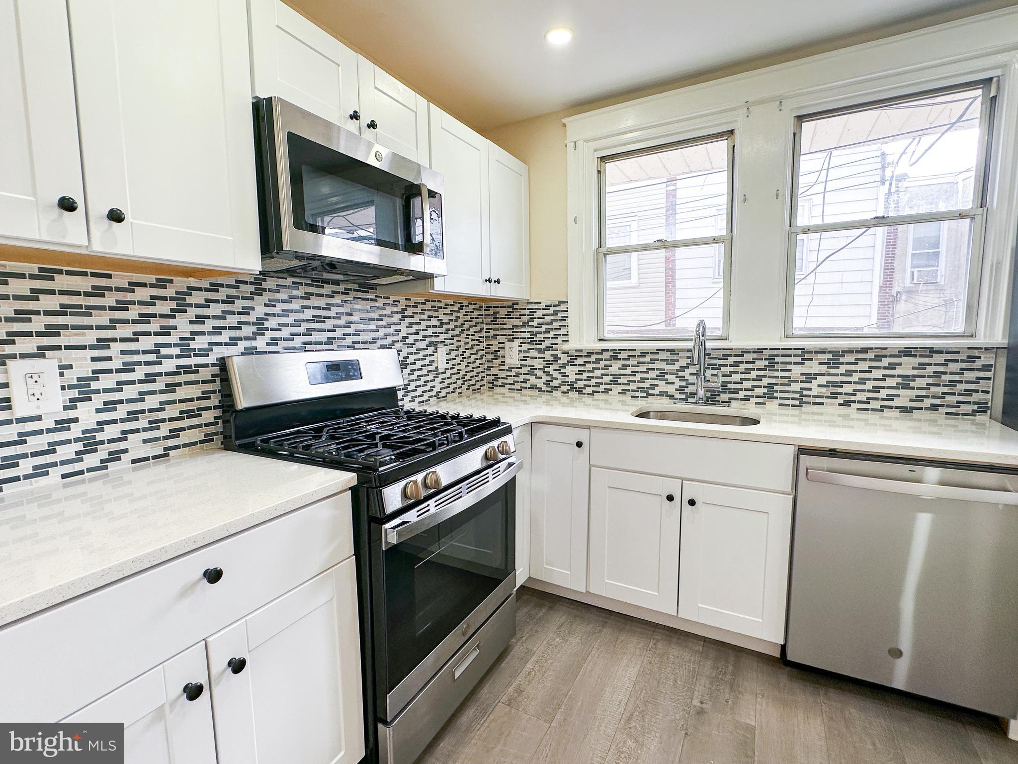 384 Wembly Road Upper Darby, PA 19082 - Photo 7 of 23