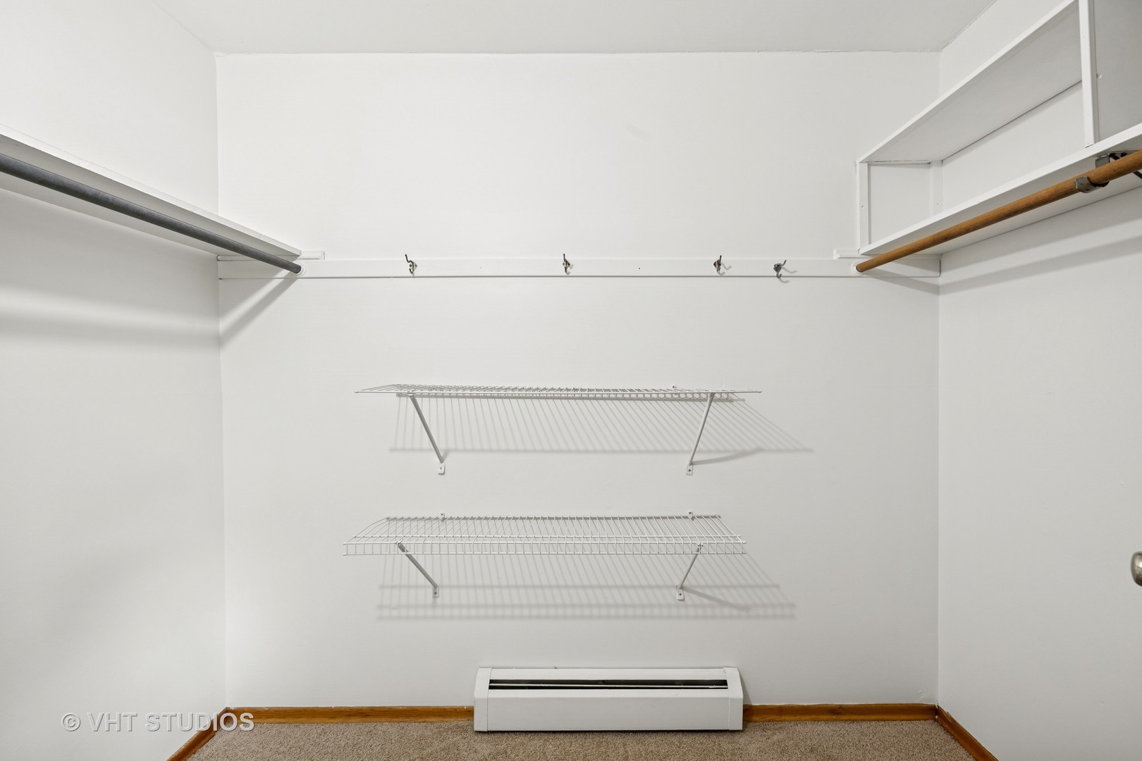 801 East Miner Street, Unit 1A Arlington Heights, IL 60004 - Photo 4 of 21 a view of small space