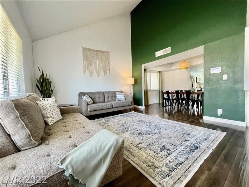 4359 Murillo Street Las Vegas, NV 89121 - Photo 3 of 28 Gallery Image 3