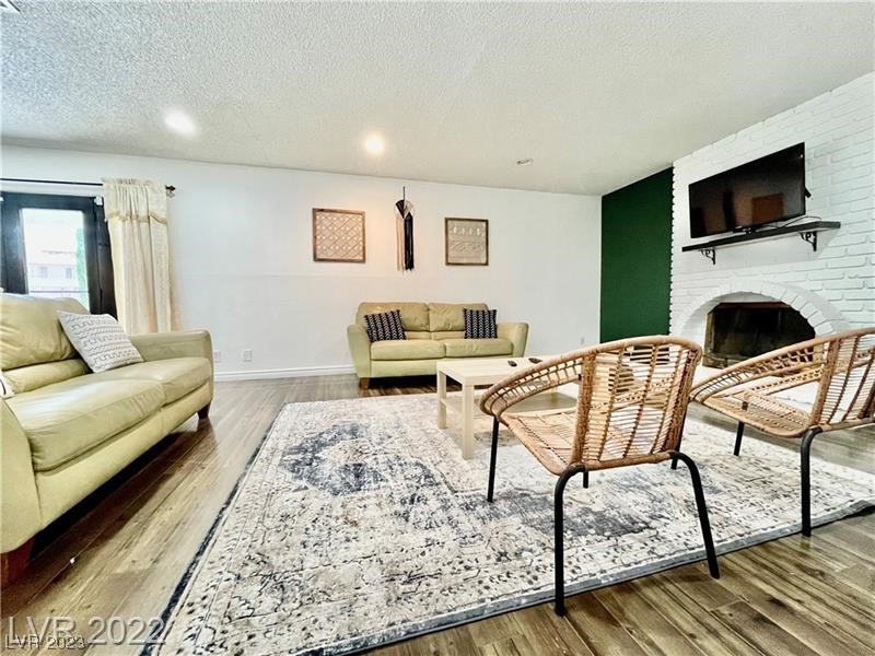 4359 Murillo Street Las Vegas, NV 89121 - Photo 6 of 28 Gallery Image 6