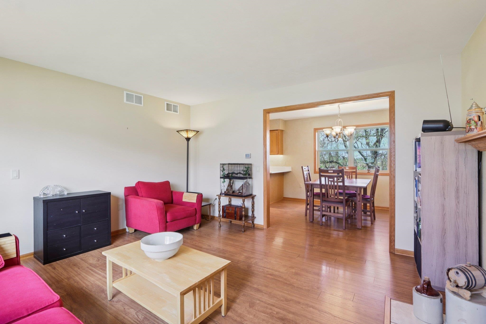 2901 Wayland Drive Madison, WI 53713 - Photo 4 of 41
