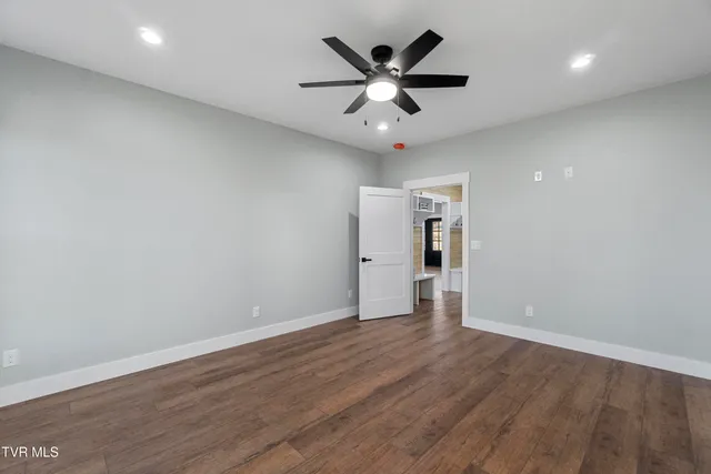 $474,900 | 210 Emperor Lane, Greeneville, TN 37743