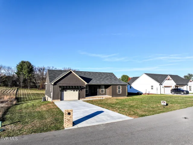 $474,900 | 210 Emperor Lane, Greeneville, TN 37743