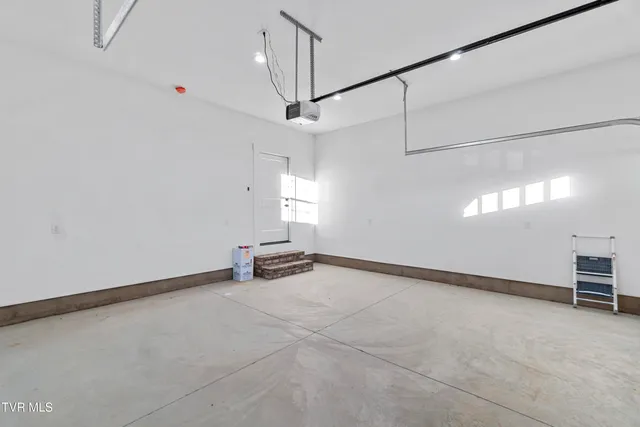 $474,900 | 210 Emperor Lane, Greeneville, TN 37743