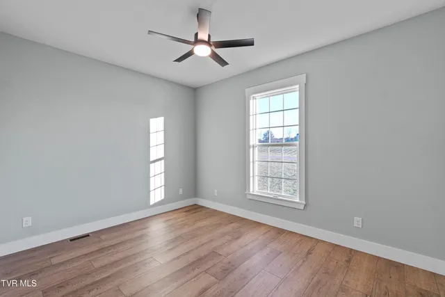 $474,900 | 210 Emperor Lane, Greeneville, TN 37743