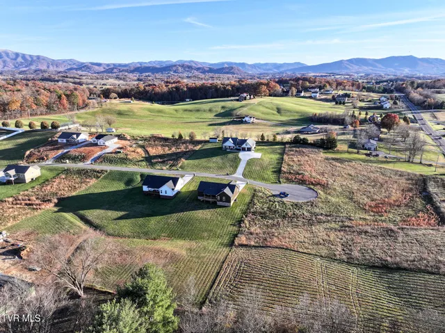 $474,900 | 210 Emperor Lane, Greeneville, TN 37743