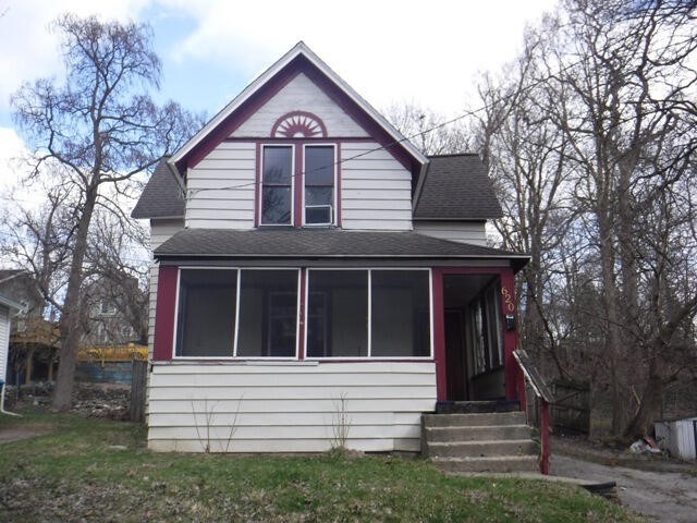 620 Gilbert Avenue Kalamazoo, MI 49048 - Photo 1 of 16