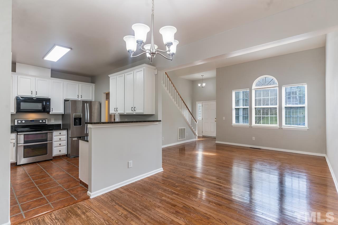 2204 Spruce Shadows Lane Raleigh, NC 27614 - Photo 5 of 23
