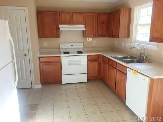 1262 Winding Path Road Clover, SC 29710 - Photo 3 of 10 Gallery Image 3