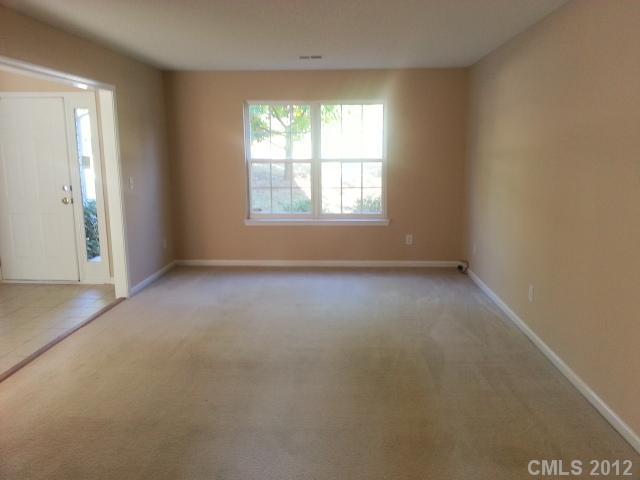 1262 Winding Path Road Clover, SC 29710 - Photo 4 of 10 Gallery Image 4