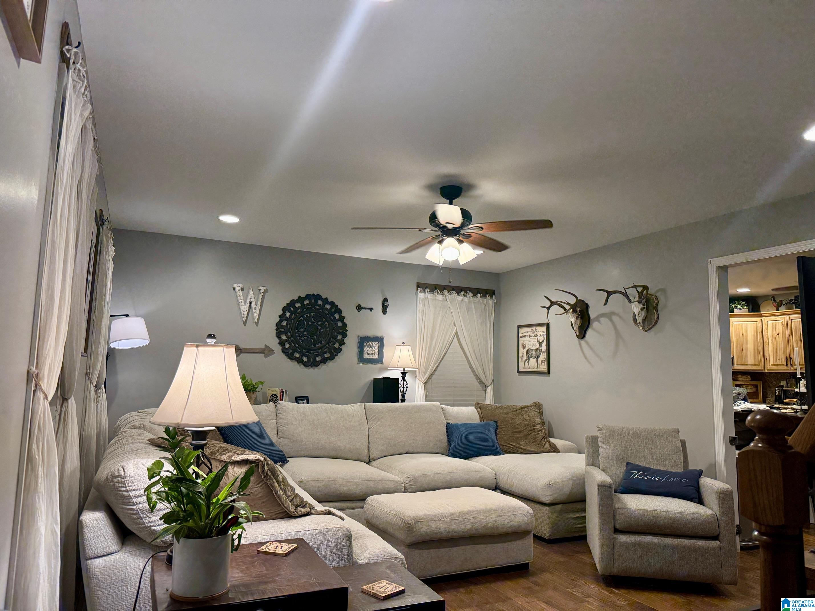 107 Skyview Lake Road Warrior, AL 35180 - Photo 5 of 34