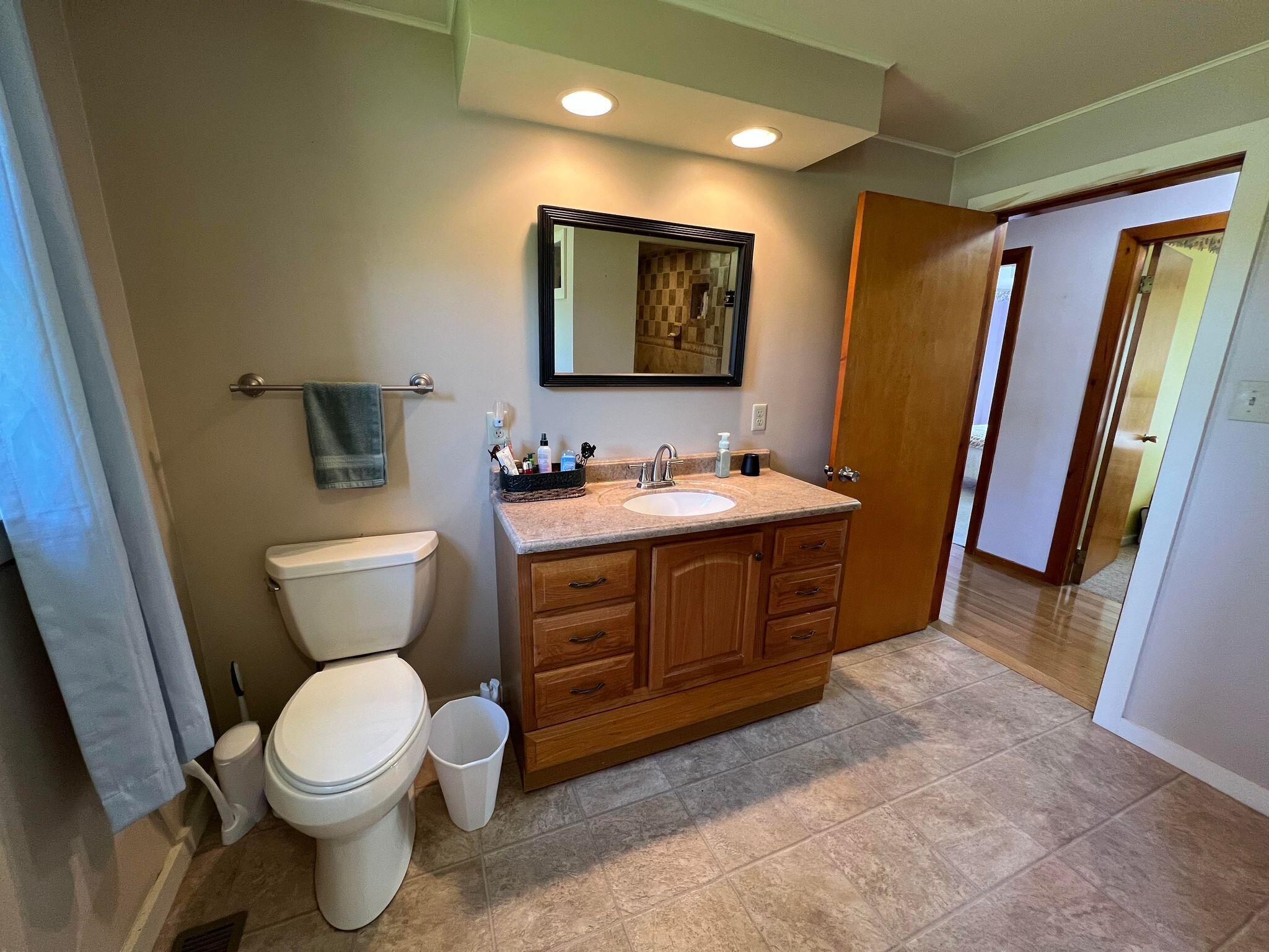 586 Fort Fairfield Road Caribou, ME 04736 - Photo 16 of 26 Bathroom