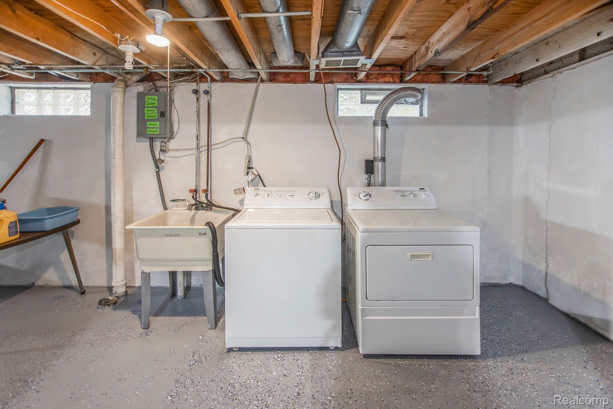 1635 Dennett Lane Rochester, MI 48307 - Photo 16 of 19 Gallery Image 16