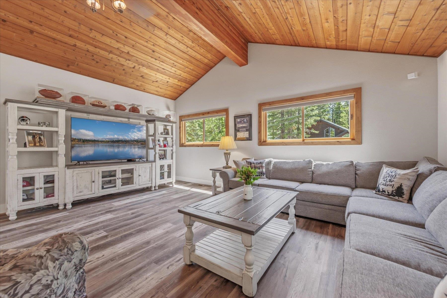 11442 Chalet Road Truckee, CA 96161 - Photo 14 of 28