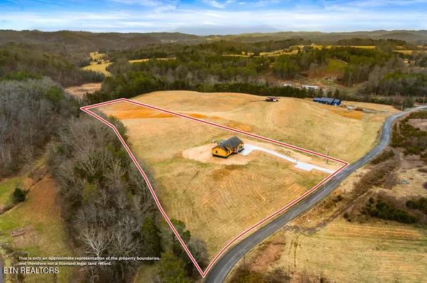 $490,000 | 545 Lonesome Pine Road, Bybee, TN 37713