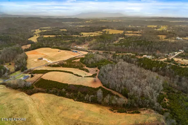 $490,000 | 545 Lonesome Pine Road, Bybee, TN 37713