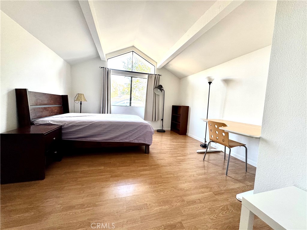 20 Springflower Irvine, CA 92614 - Photo 2 of 19