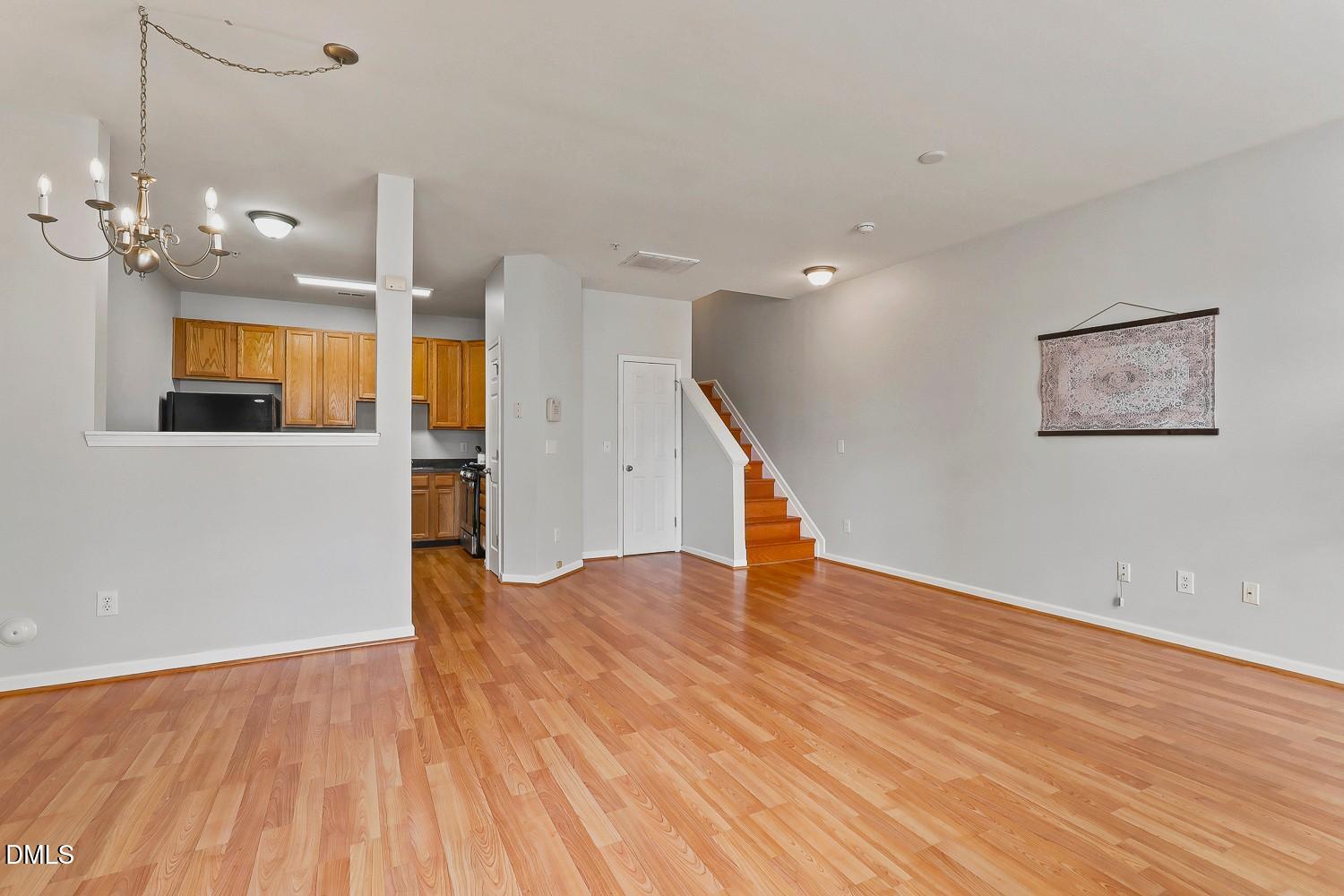 8620 Neuse Club Lane, Unit 107 Raleigh, NC 27616 - Photo 8 of 33 008-004-DiningFamily-1500x1000