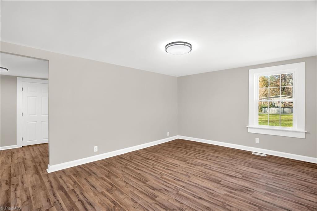 3115 Woods Chapel Road Graham, NC 27253 - Photo 5 of 31