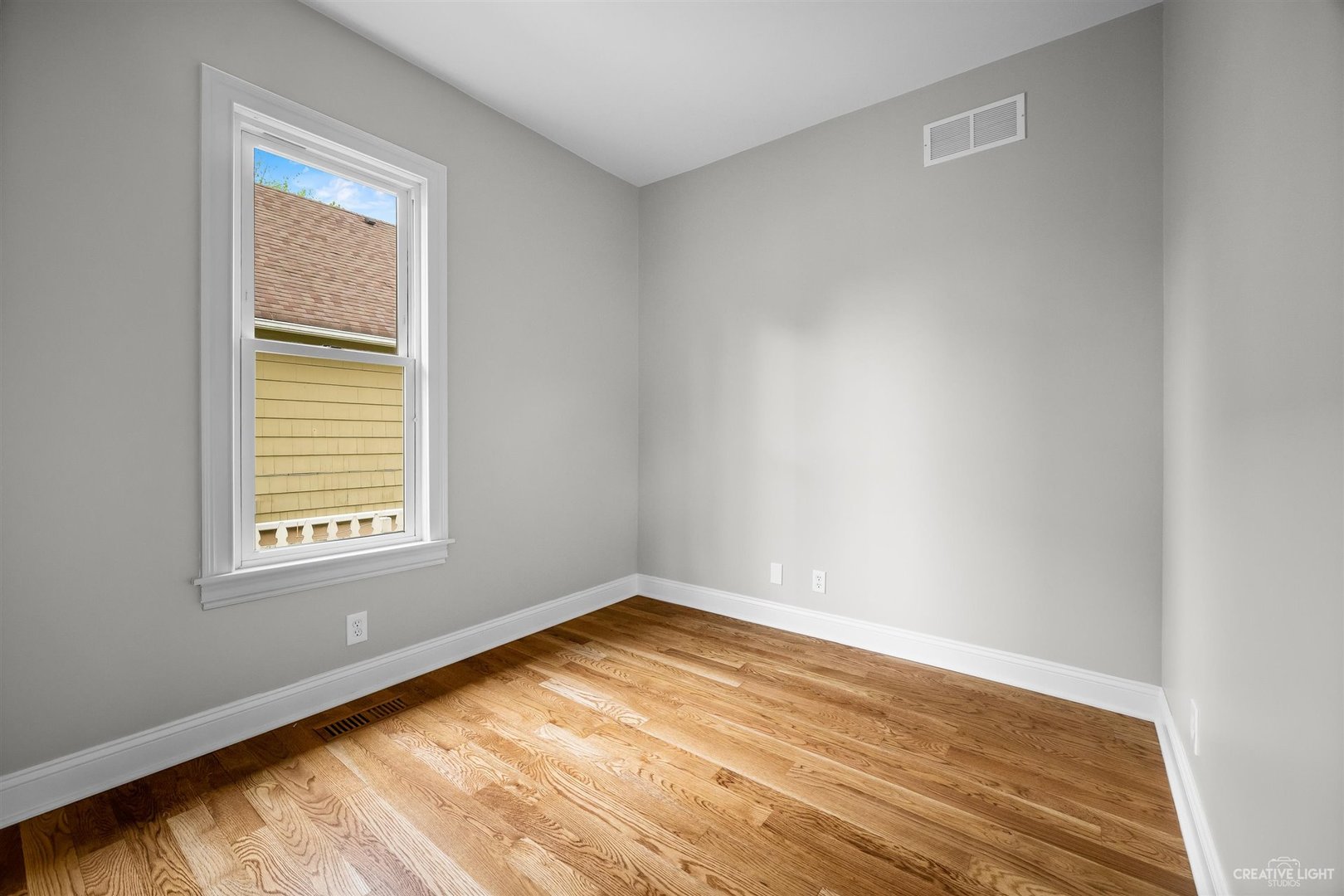 307 East State Street Geneva, IL 60134 - Photo 10 of 16