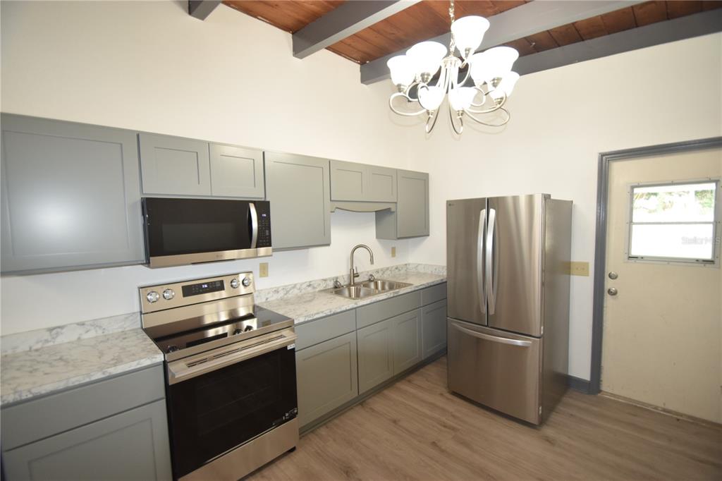 210 Josh Reynolds Road Lakeland, FL 33801 - Photo 19 of 35