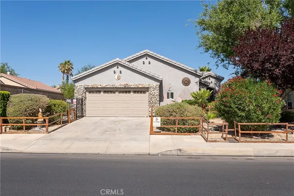 $449,995 | 43963 Glenraven Road, Lancaster, CA 93535