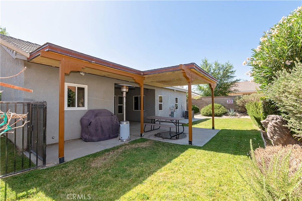 43963 Glenraven Road Lancaster, CA 93535 - Photo 33 of 36