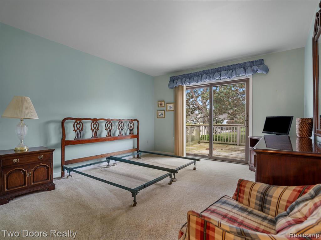 663 Camden Court Rochester Hills, MI 48307 - Photo 20 of 39