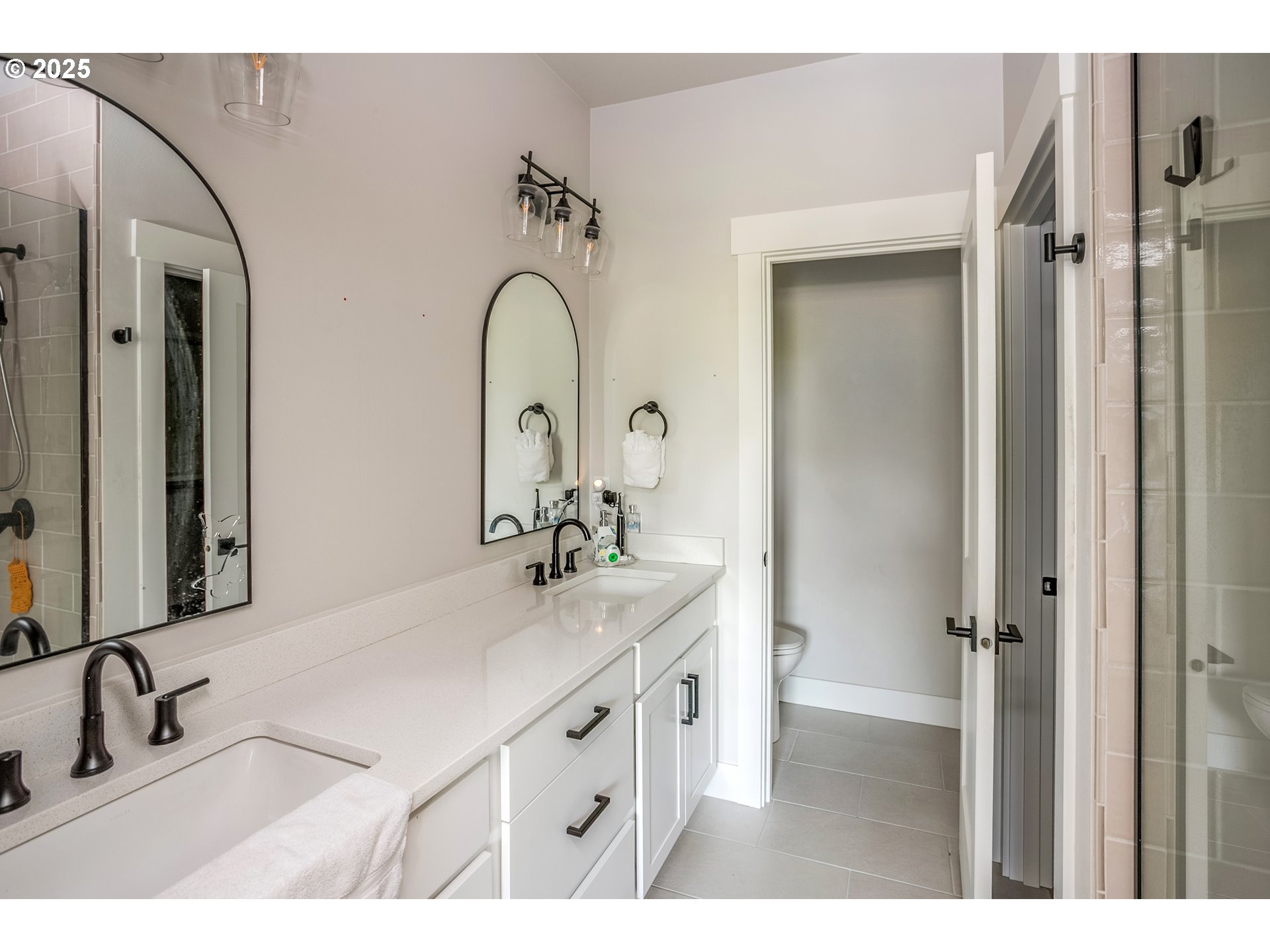 1190 Bugle Avenue Warrenton, OR 97146 - Photo 21 of 37 Bedroom