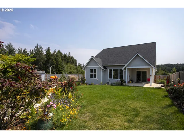 $699,000 | 1190 Bugle Avenue, Warrenton, OR 97146