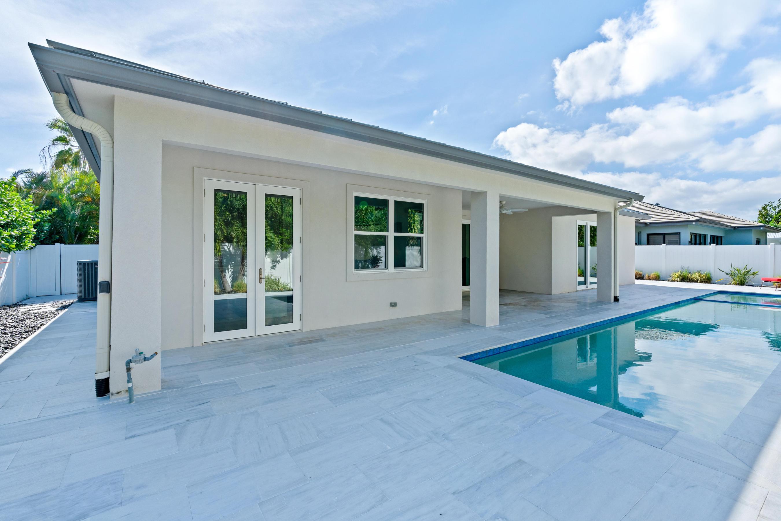 1270 Singer Drive Riviera Beach, FL 33404 - Photo 9 of 29 A7402763