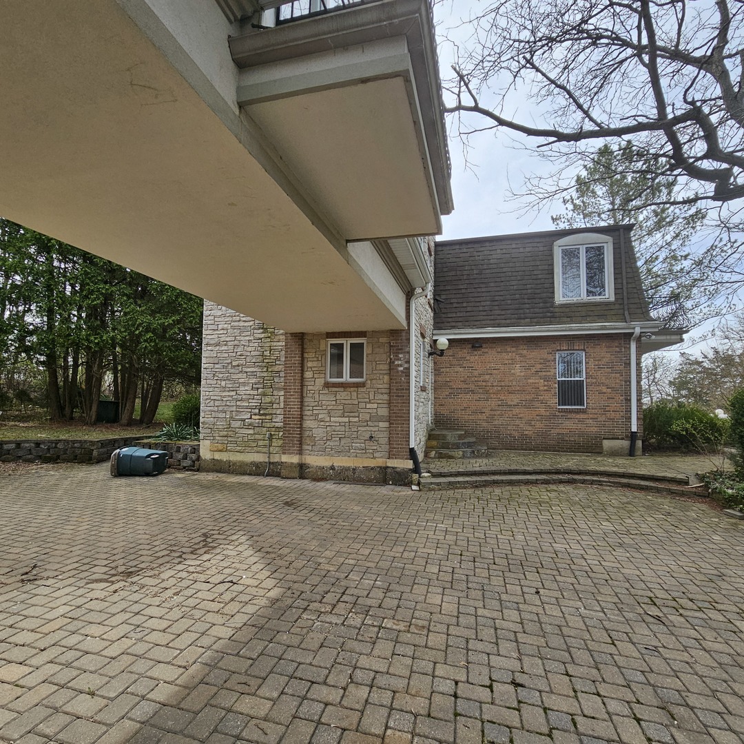 250 Otis Road Barrington, IL 60010 - Photo 9 of 37