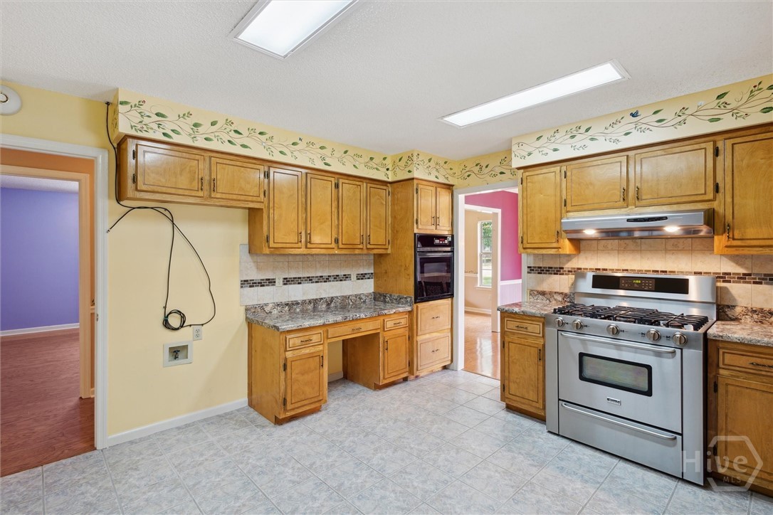 500 Archer Road Guyton, GA 31312 - Photo 16 of 50 Gas Range ~ Only Used Once