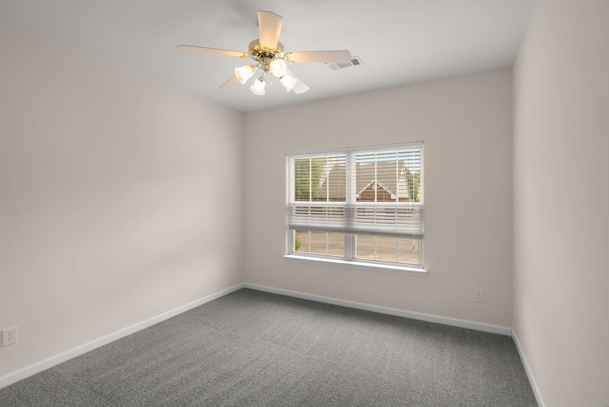 1101 Downs Boulevard, Unit 112 Franklin, TN 37064 - Photo 11 of 35 an empty room with a window