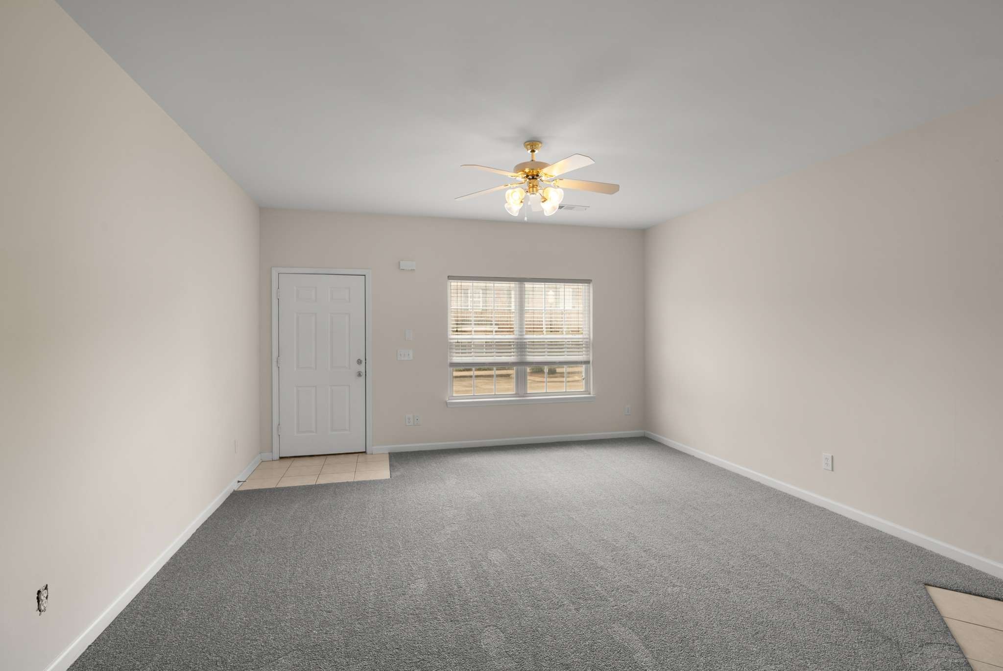 1101 Downs Boulevard, Unit 112 Franklin, TN 37064 - Photo 5 of 35 an empty room with a window