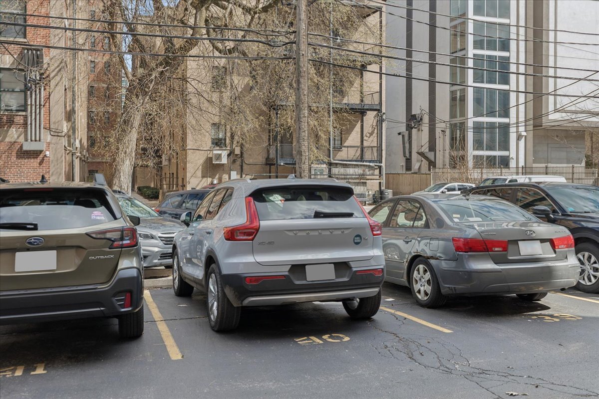 1567 Ridge Avenue, Unit 607 Evanston, IL 60201 - Photo 18 of 19