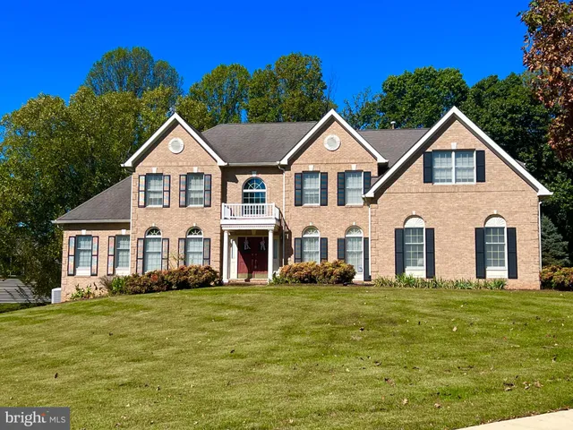 $1,100,000 | 16412 Hillcroft Drive, Rockville, MD 20853